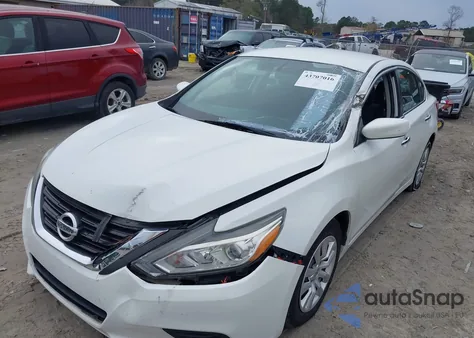 2016 Nissan Altima 2.5/2.5 S/2.5 Sl/2.5 Sr/2.5 Sv из США, поврежденный, VIN 1N4AL3AP0GN353365